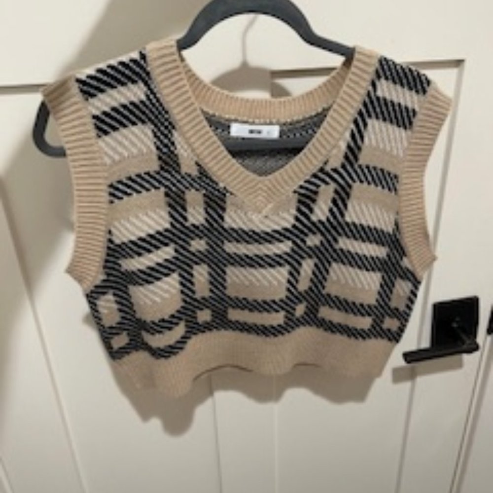 Cropped sweater